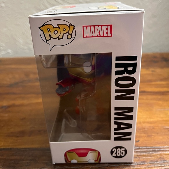 Marvel Iron Man Funko Pop - Picture 4 of 6
